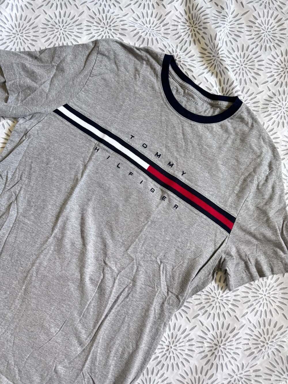 Tommy Hilfiger Men's Gray Crewneck T-Shirt with Signature Logo Stripe